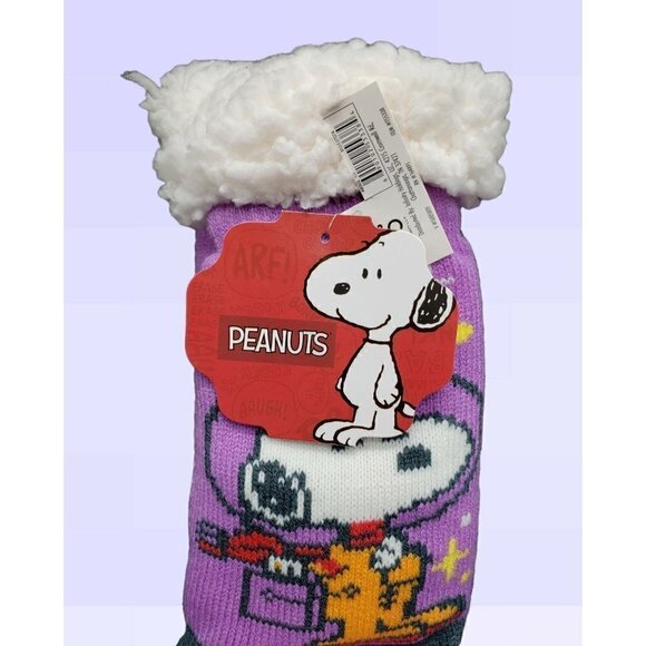 NWT Snoopy Slipper Socks Peanuts Sherpa Lined No Slip Grips One Sz Gift - Picture 4 of 7